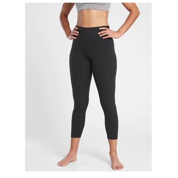 Athleta Elation Capri Tights - Picture 2 of 6